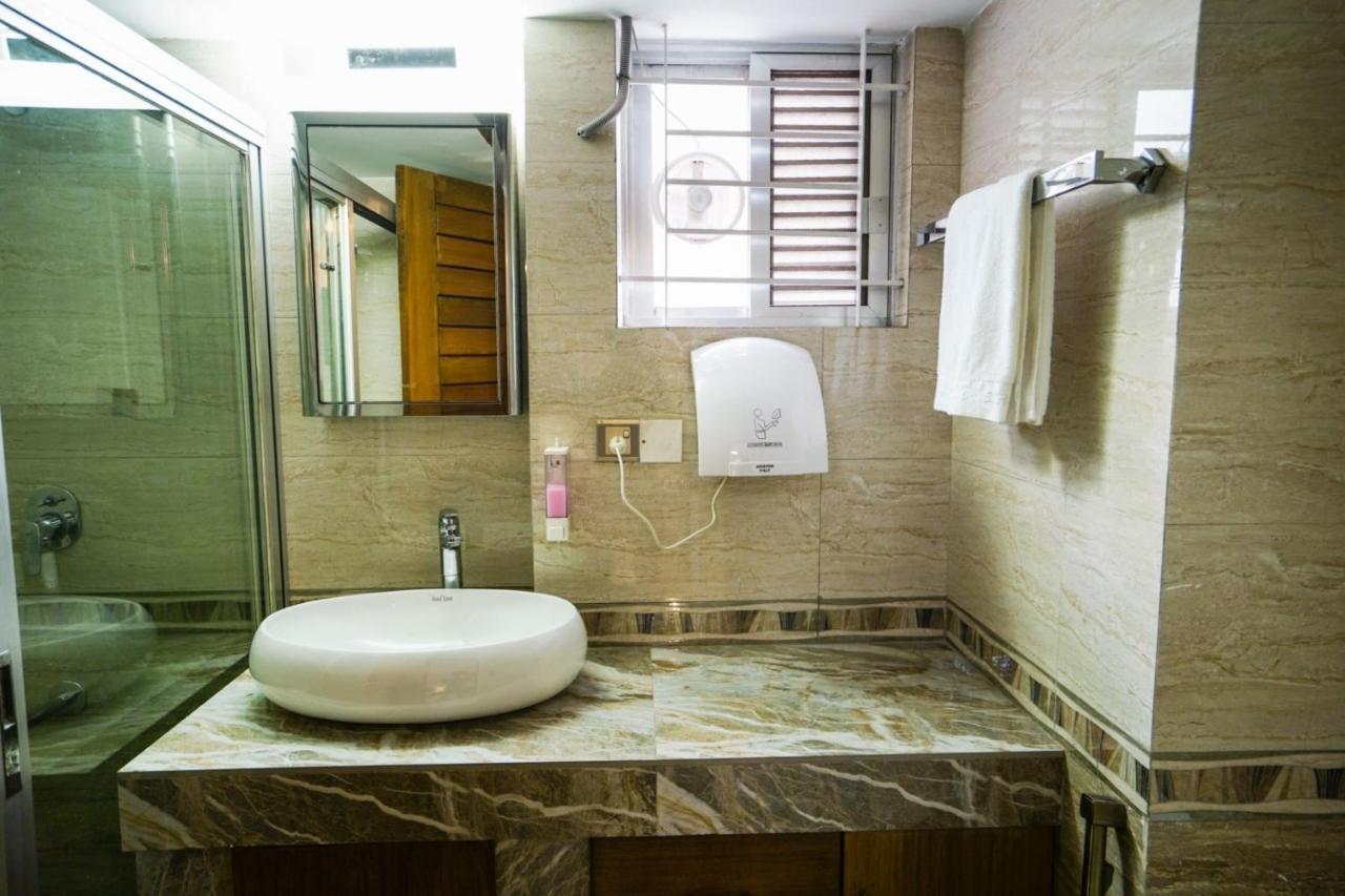Shinepukur Suites Dhaka Ngoại thất bức ảnh