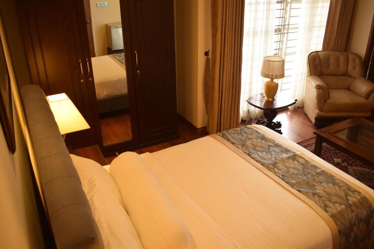 Shinepukur Suites Dhaka Ngoại thất bức ảnh