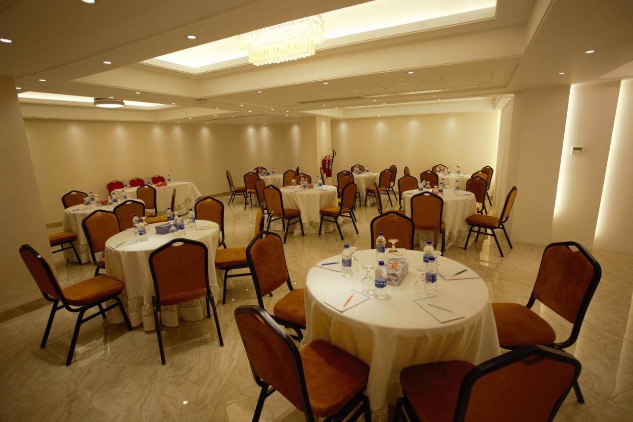 Shinepukur Suites Dhaka Ngoại thất bức ảnh